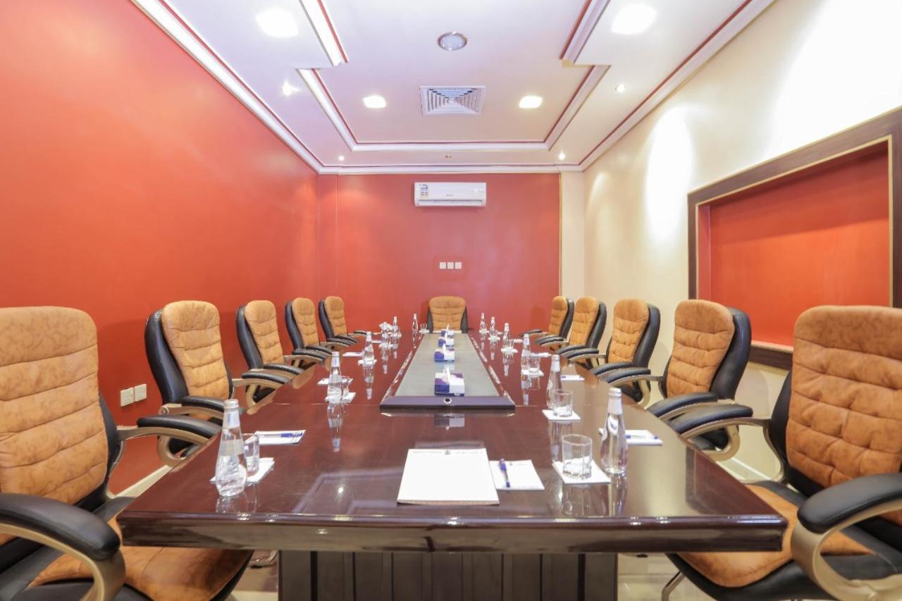 Al Mansour Grand Hotel Ḩafar al Bāţin Eksteriør billede