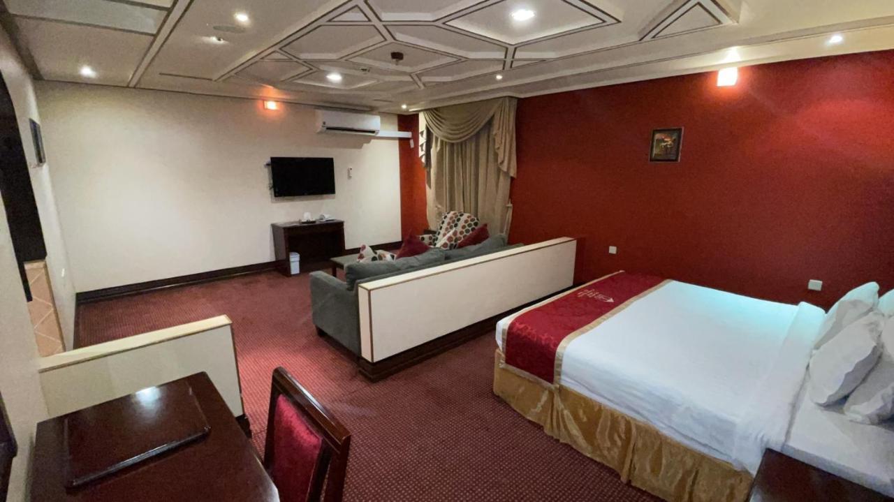 Al Mansour Grand Hotel Ḩafar al Bāţin Eksteriør billede
