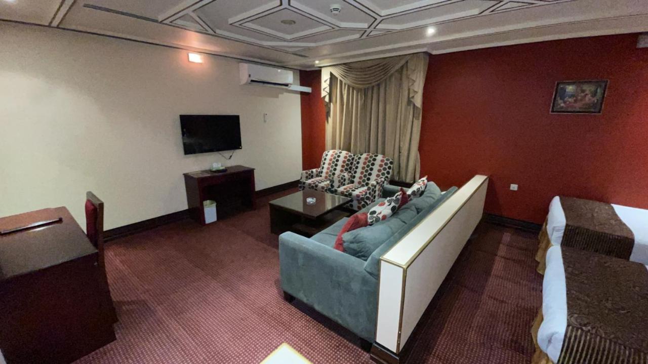 Al Mansour Grand Hotel Ḩafar al Bāţin Eksteriør billede