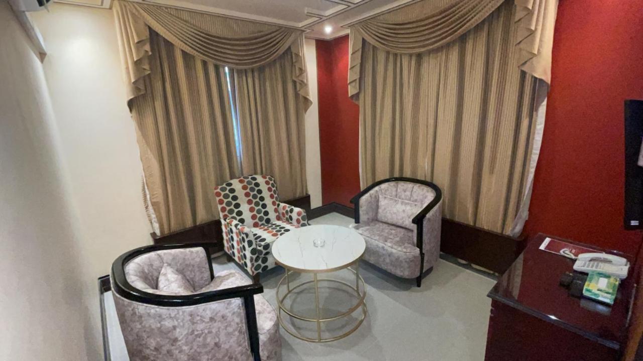 Al Mansour Grand Hotel Ḩafar al Bāţin Eksteriør billede
